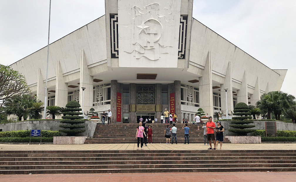 bảo tàng hồ chí minh